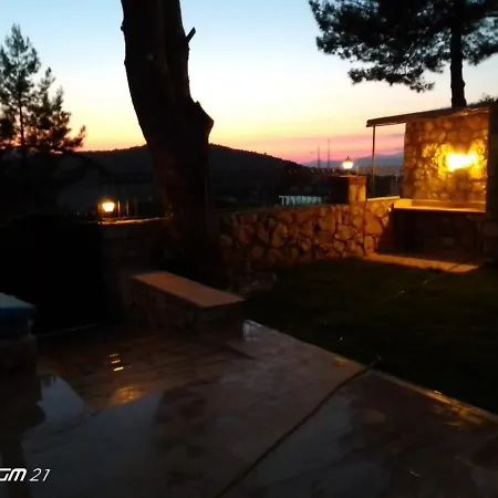 Holiday home Stone
